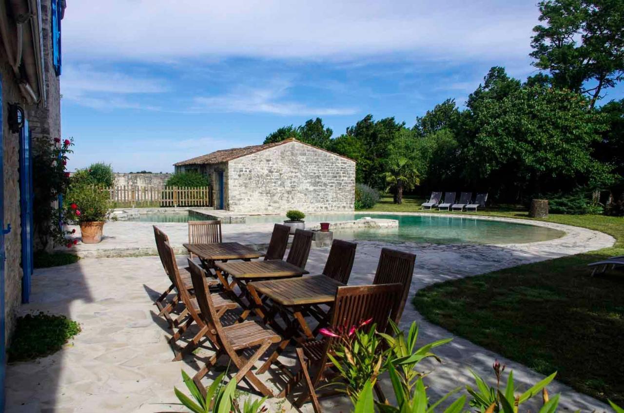 Dompierre-sur-Mer Logis Saint Leonard Bed & Breakfast エクステリア 写真