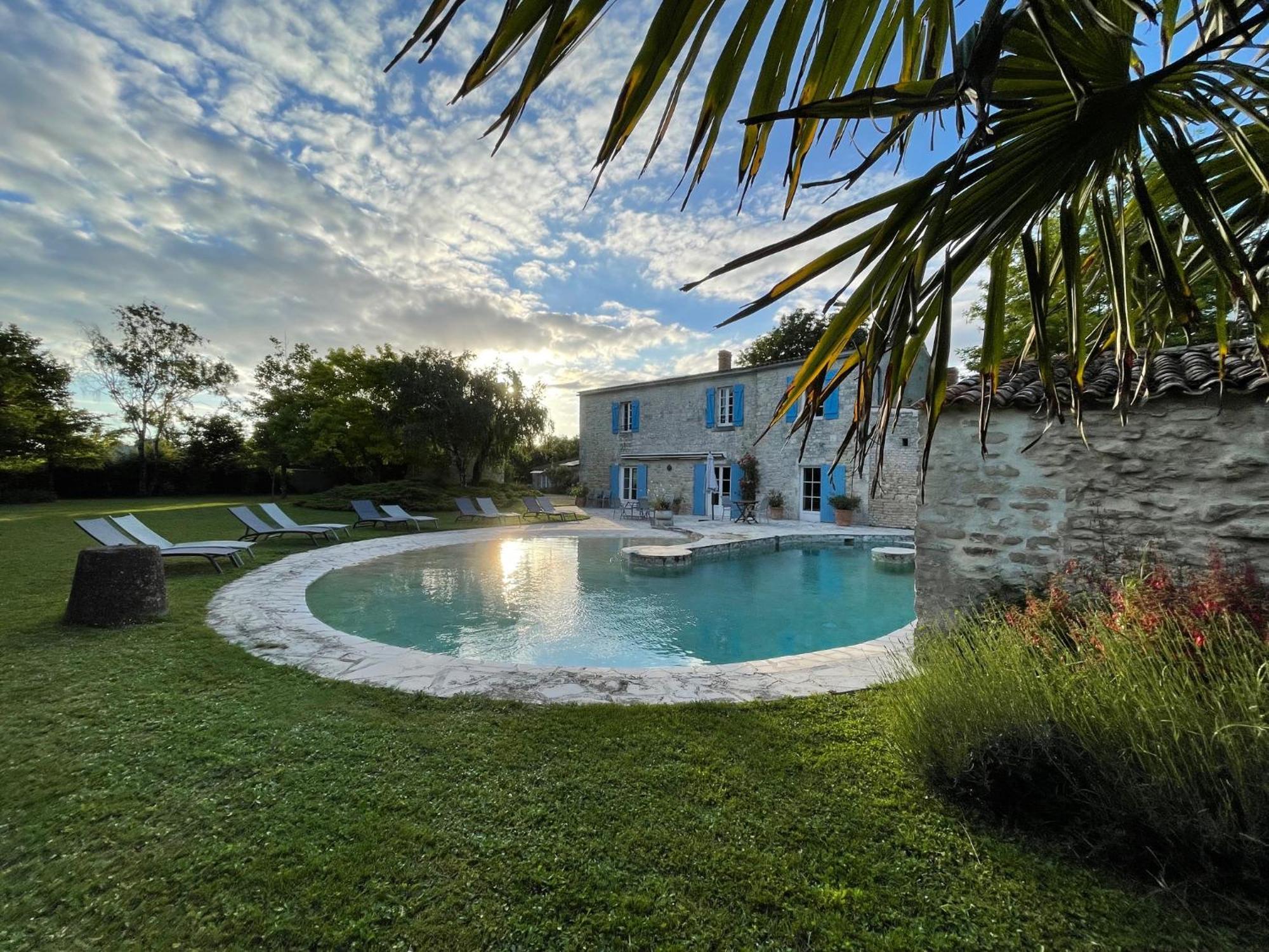 Dompierre-sur-Mer Logis Saint Leonard Bed & Breakfast エクステリア 写真
